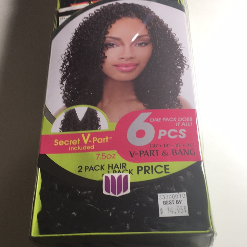 Janet Collection Noir Brazilian Curl, 6 pieces.